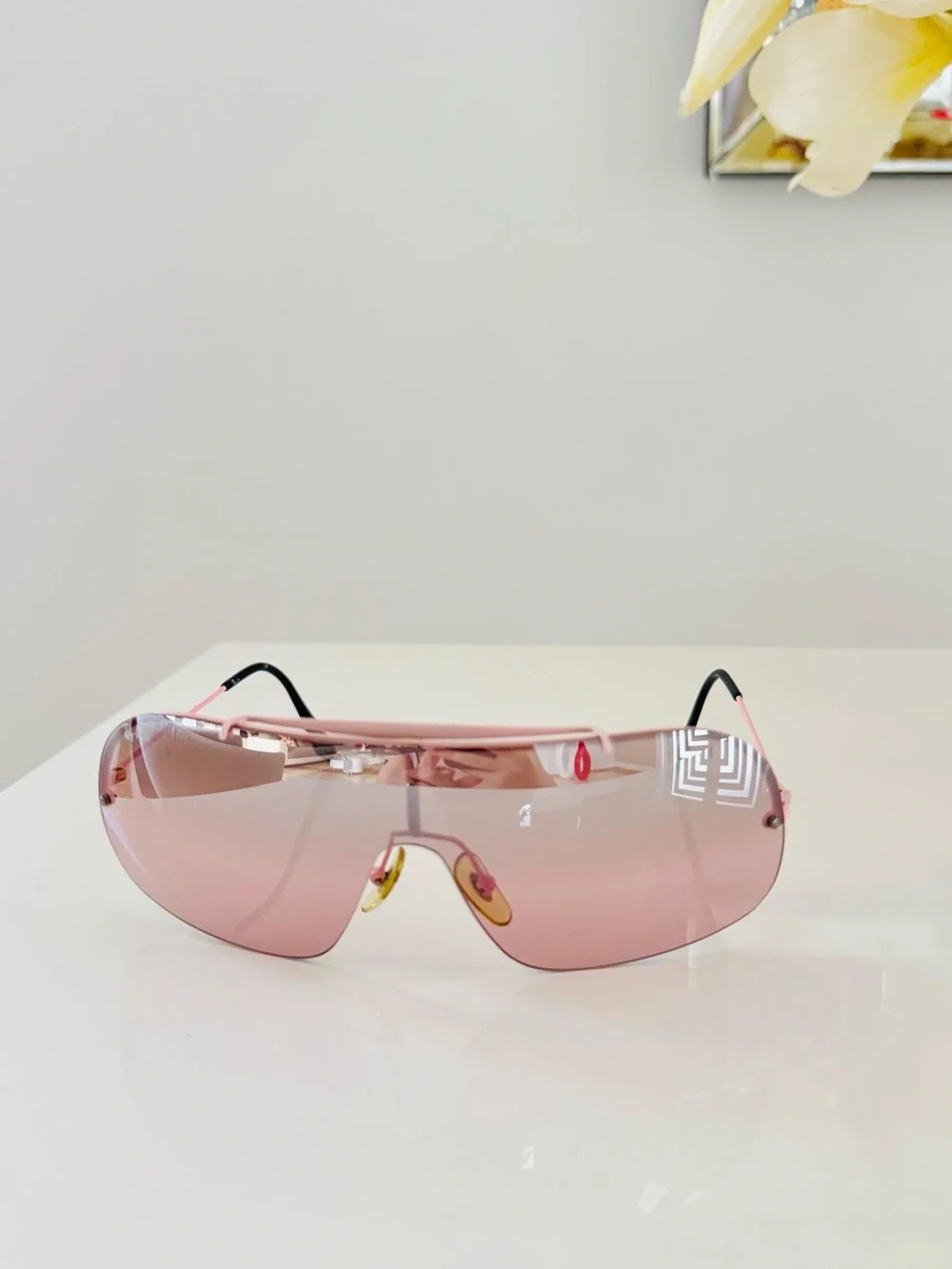 Vintage 🌸 Authentic Ray ban light pink rimless sunglasses